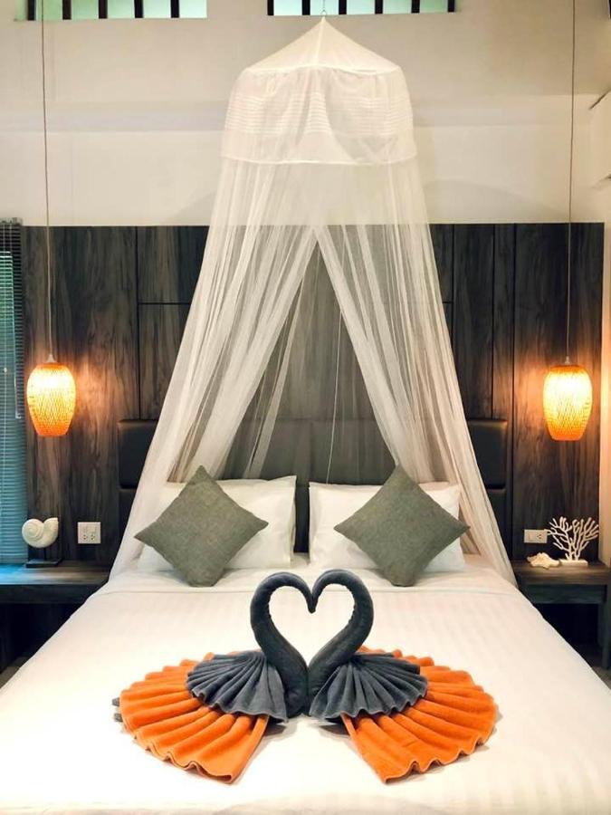 Hotel The Mantra Navi Ko Lanta Esterno foto