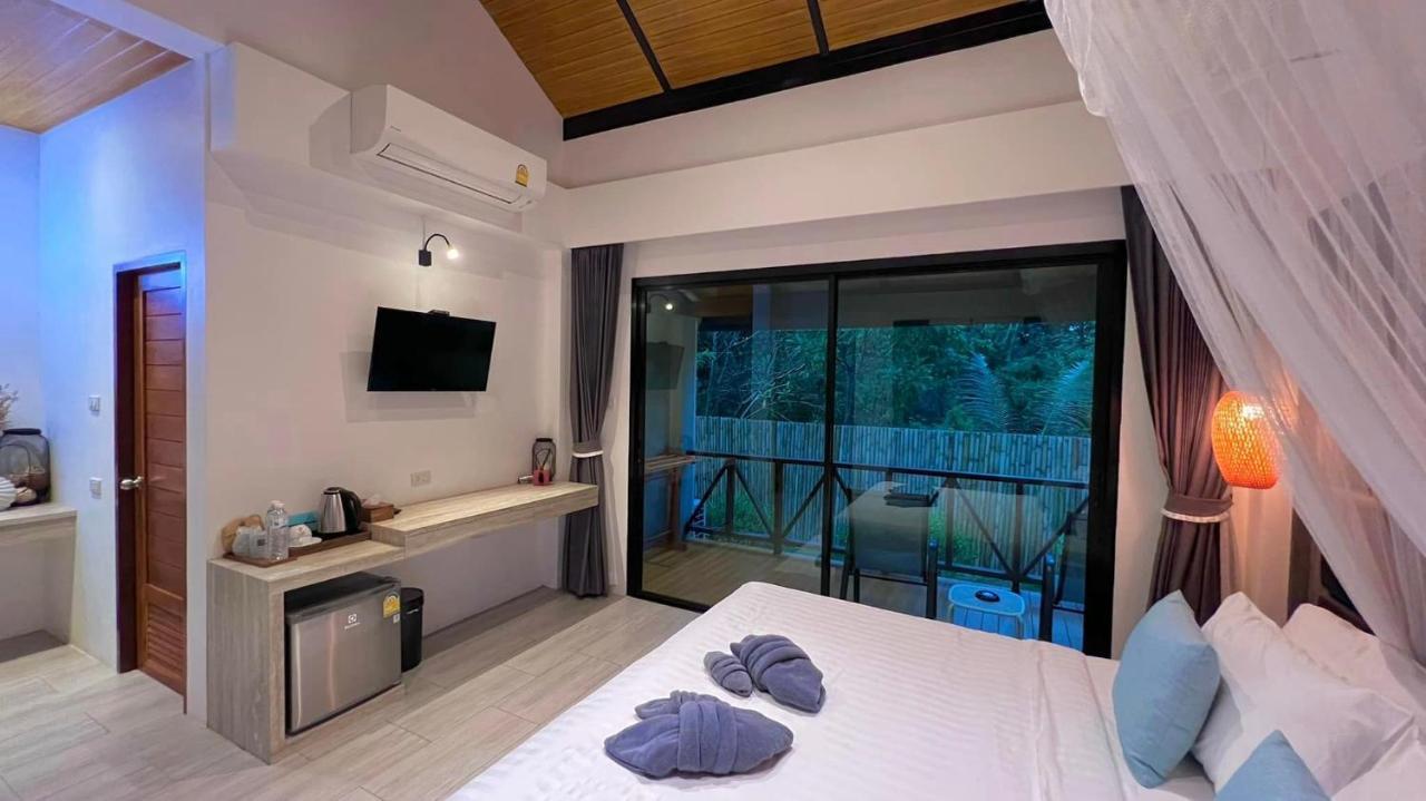 Hotel The Mantra Navi Ko Lanta Esterno foto